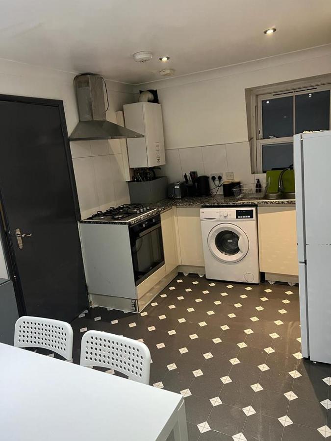 3 Bedroom Flat In King'S Cross, St Pancras'S. 8 People Londra Esterno foto