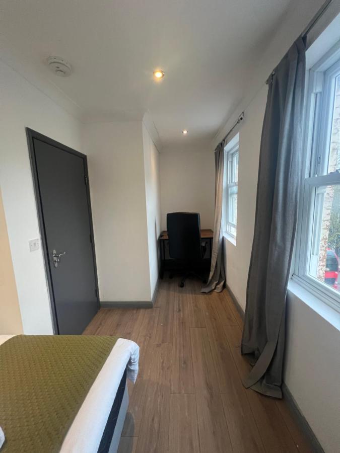 3 Bedroom Flat In King'S Cross, St Pancras'S. 8 People Londra Esterno foto