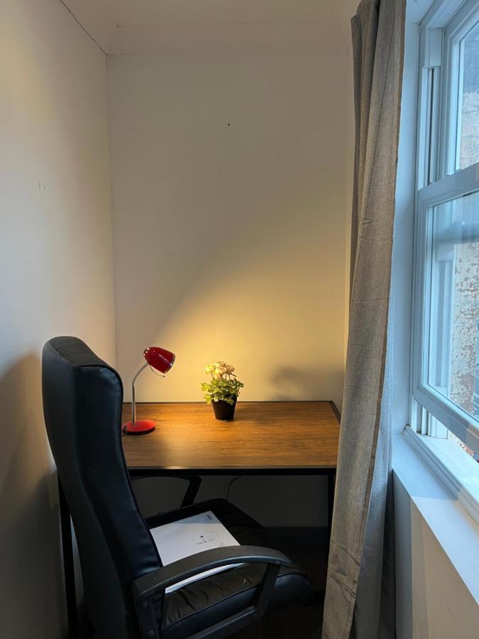 3 Bedroom Flat In King'S Cross, St Pancras'S. 8 People Londra Esterno foto