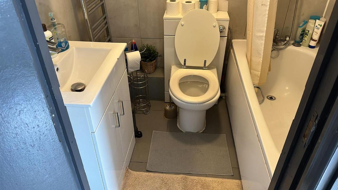 3 Bedroom Flat In King'S Cross, St Pancras'S. 8 People Londra Esterno foto